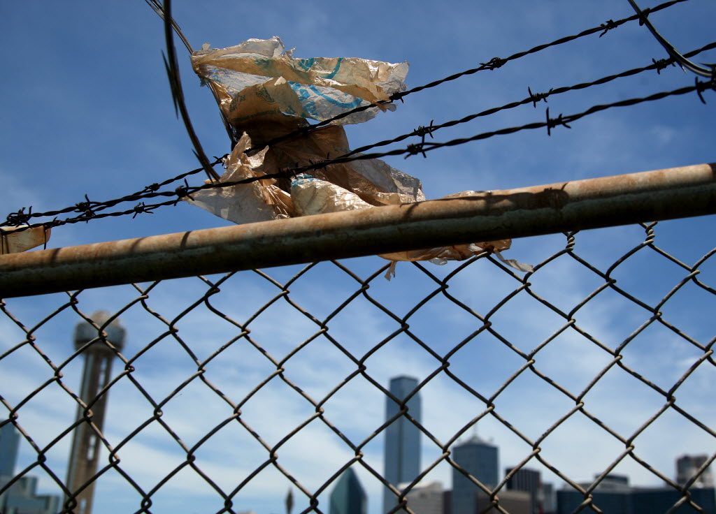 Dallas to ban plastic bags