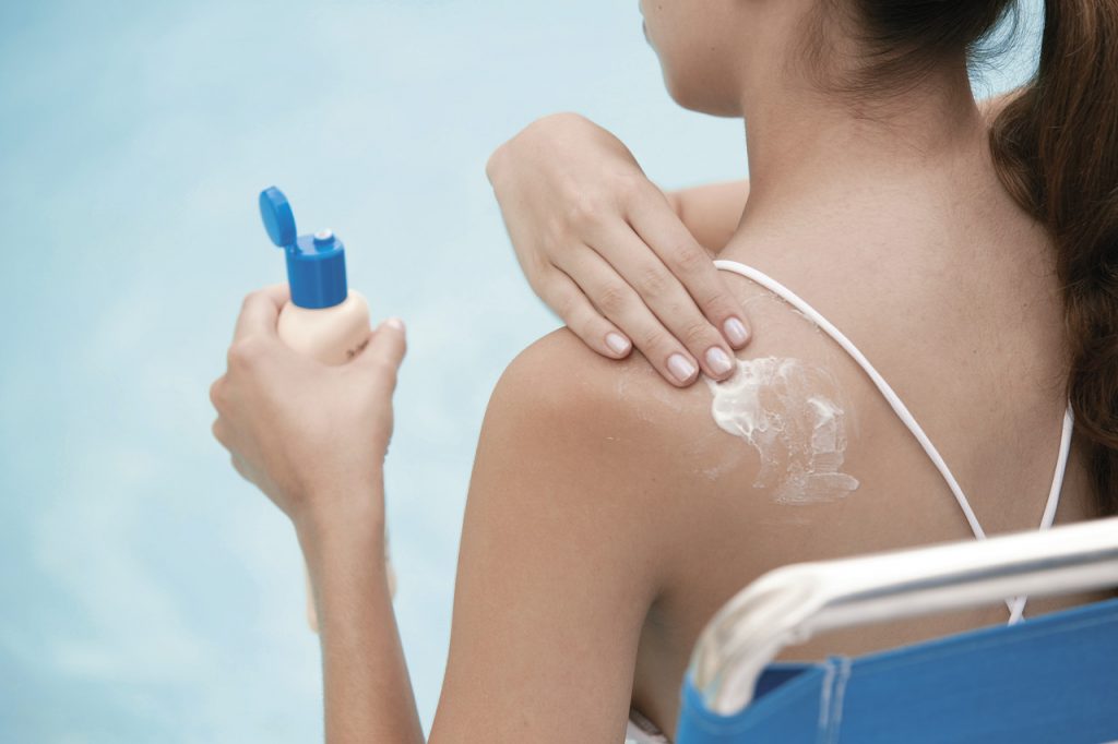 Make Sure Your Sunscreen is Green to Green Up Your Vacation This Summer