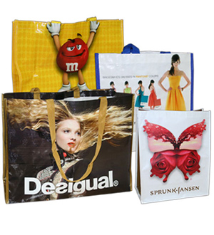 5 Types of Promotional Bags for Trade Show Marketing